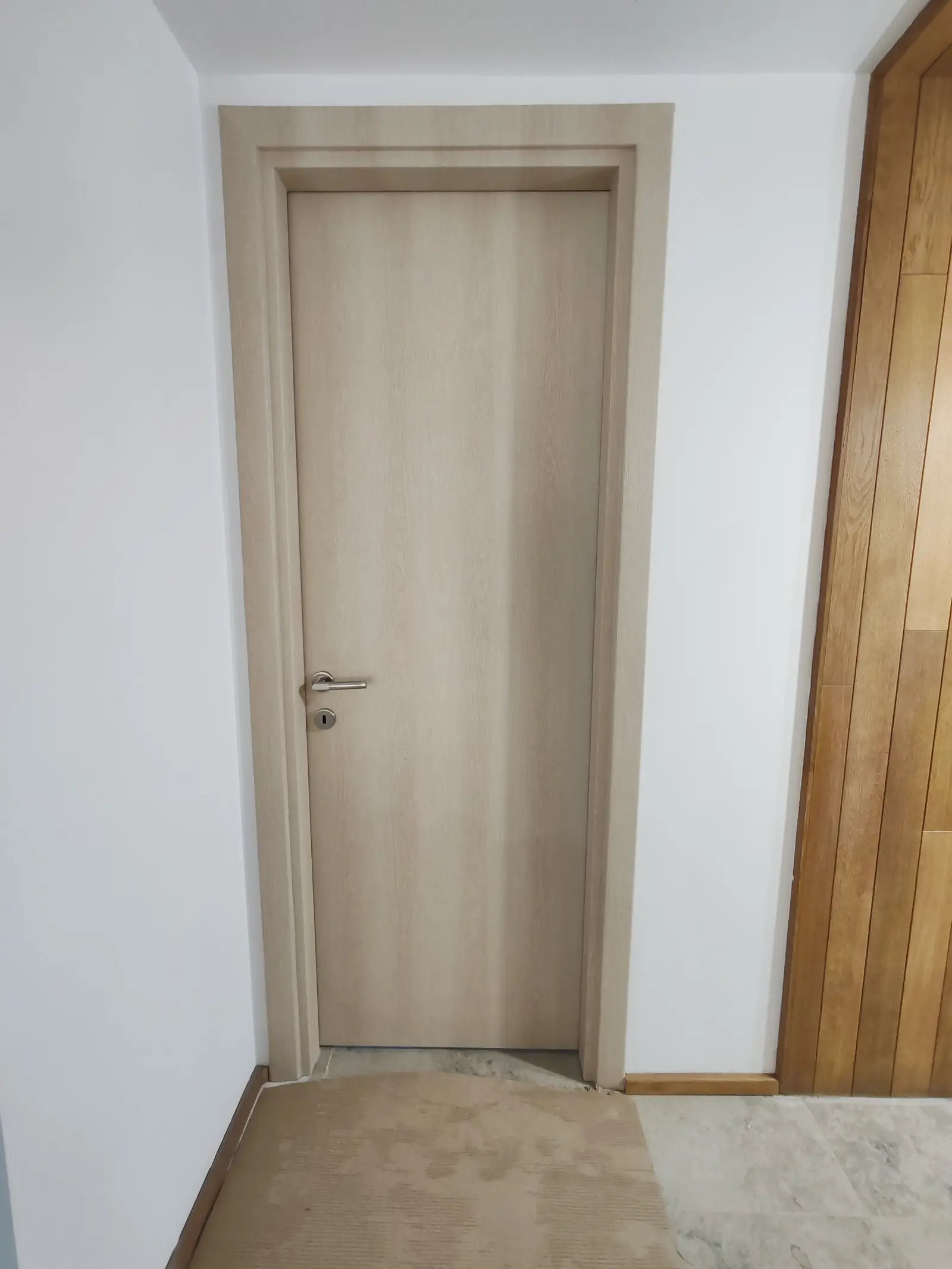 Uși cu aspect nou